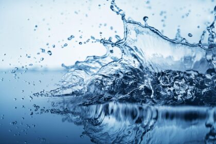 woda symbolizująca zdrowie i nawodnienie