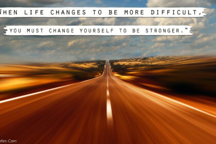 Droga prowadząca w nieznane, symbolizująca zmiany i konieczność adaptacji, z inspirującym cytatem o sile w obliczu trudności.