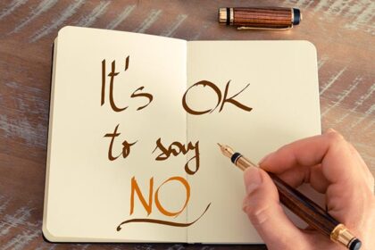 Napis mówiący nie, wyrażający asertywność