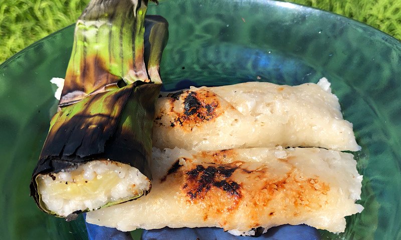 Kambodża dania - ryż w liściu bananowca 