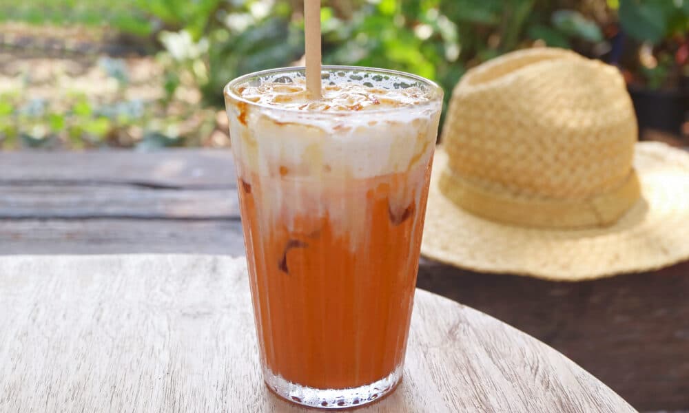 Thai Iced tea - tradycyjny tajska mrożona herbata 