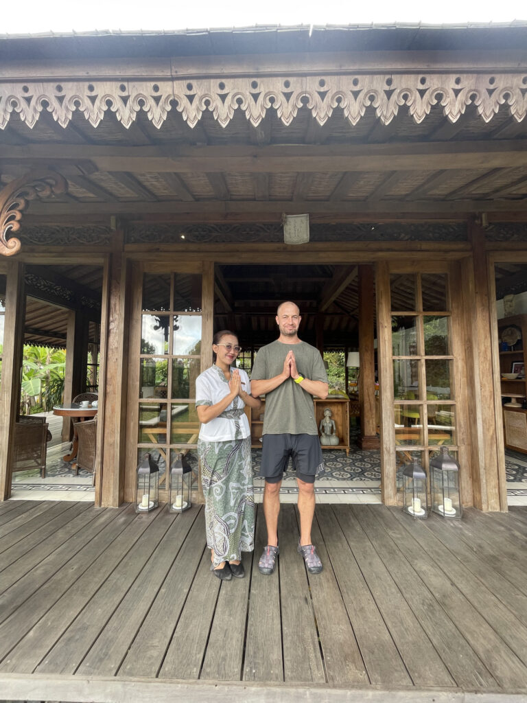 TYDZIEŃ 25 PODRÓŻY 1 Spotkanie dotyczące organizacji C.U.D. Experience na Bali.