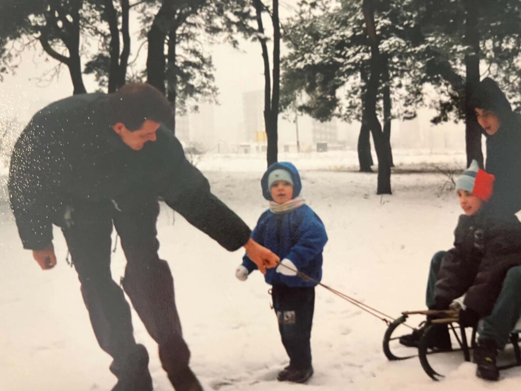WHAT FROM YOUR CHILDHOOD IS STILL ALIVE WITHIN YOU? 5 Moments shared with Dad
