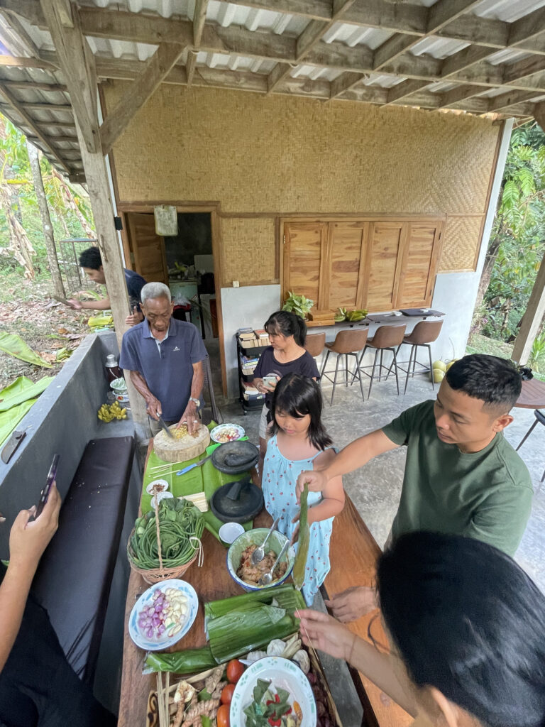 TYDZIEŃ 28 PODRÓŻY 4 Balijski cooking class z międzynarodową rodziną podczas podróży po Bali